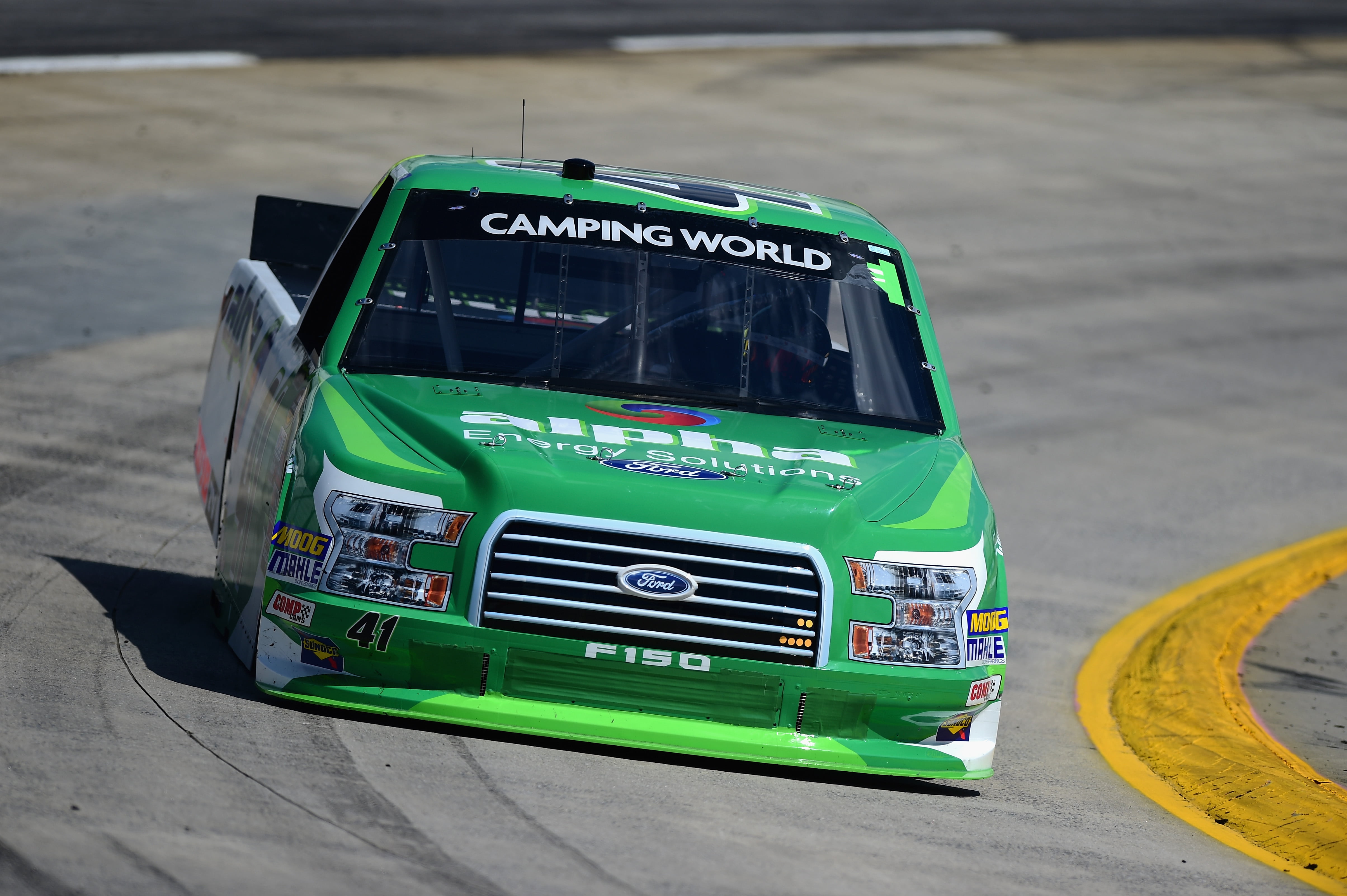 Rhodes Wins Martinsville Pole as Thorsport Sweeps Top Three Spots